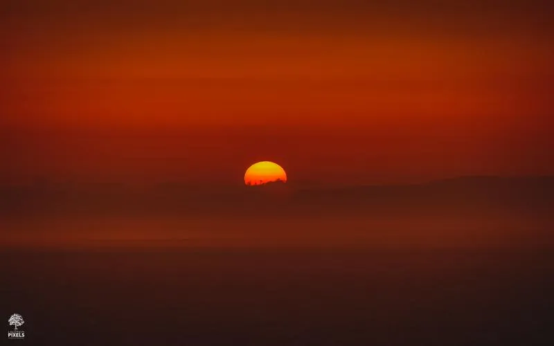 Red sunset over the horizon — © Athanasios Panagiotopoulos